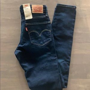NWT Gorgeous Levi 711 Skinny Jeans 💙